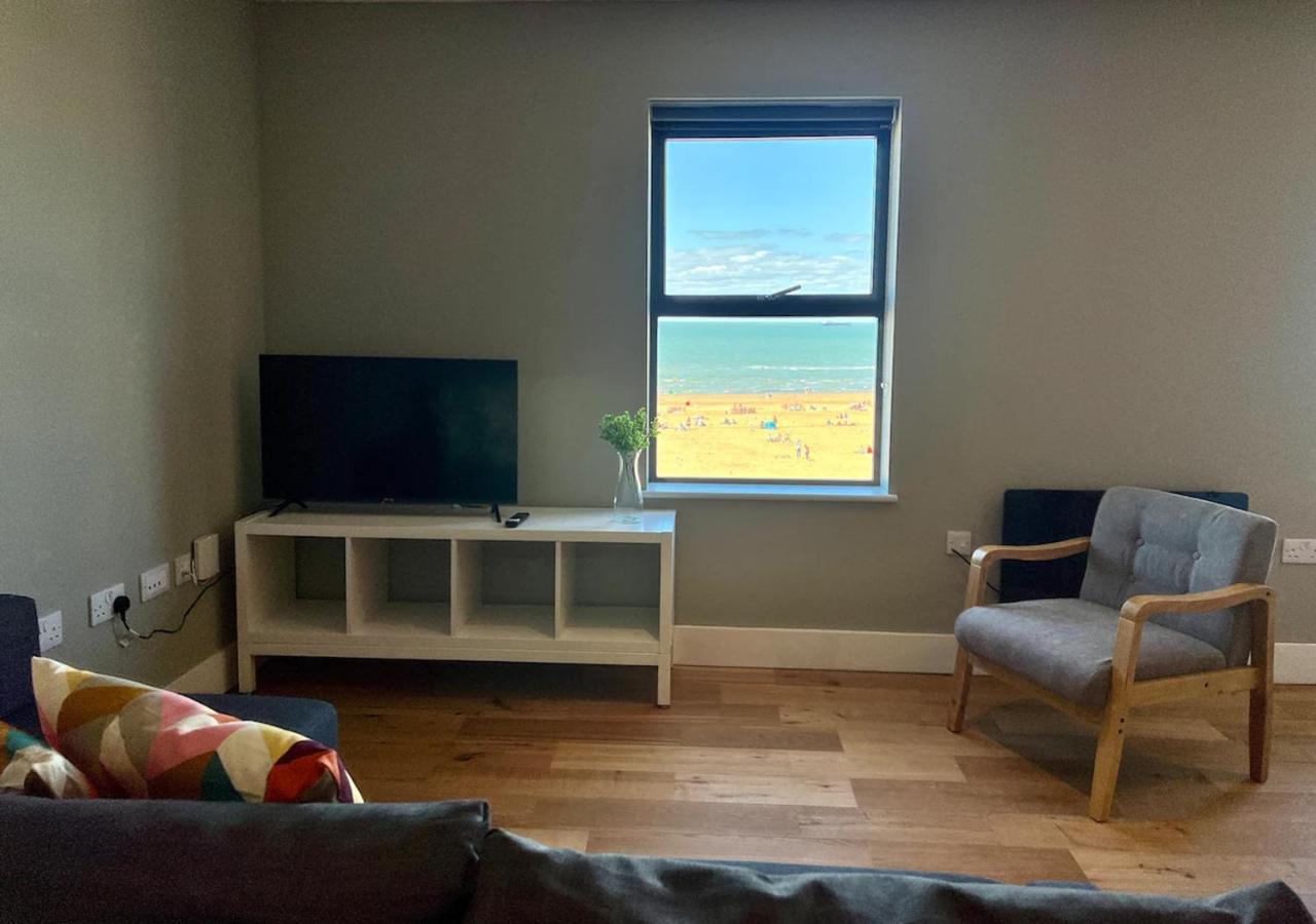 Seaside Penthouse With Sea Views Sleeps 6